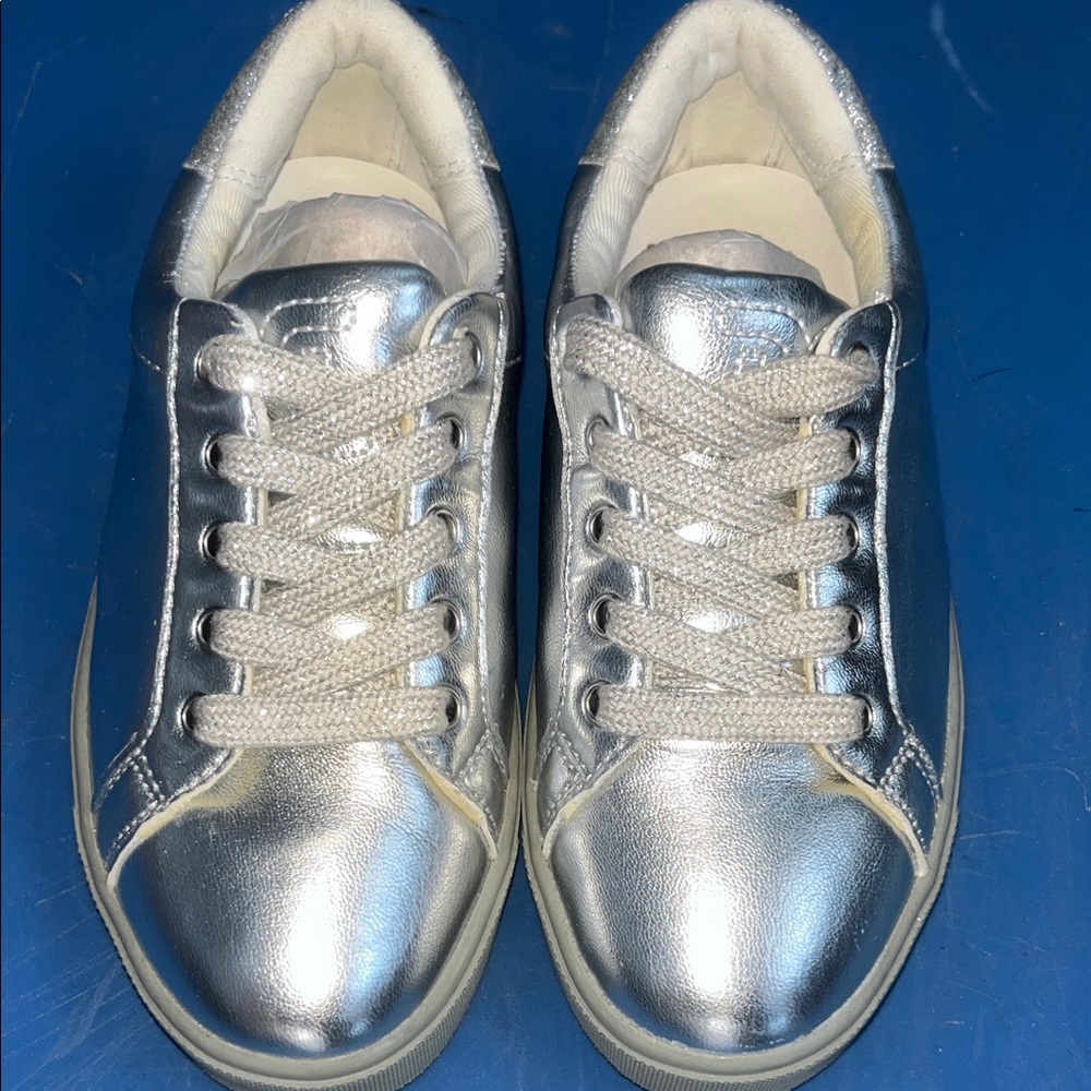 Brand new no box Sam Edelman Kids Silver Sneakers